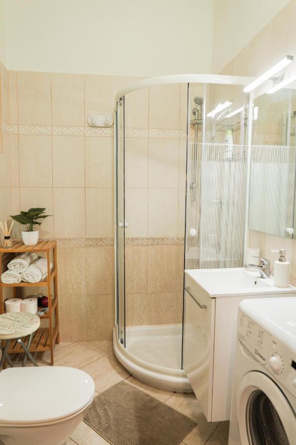 Pasti Central Apartment. Debreczyn Zewnętrze zdjęcie