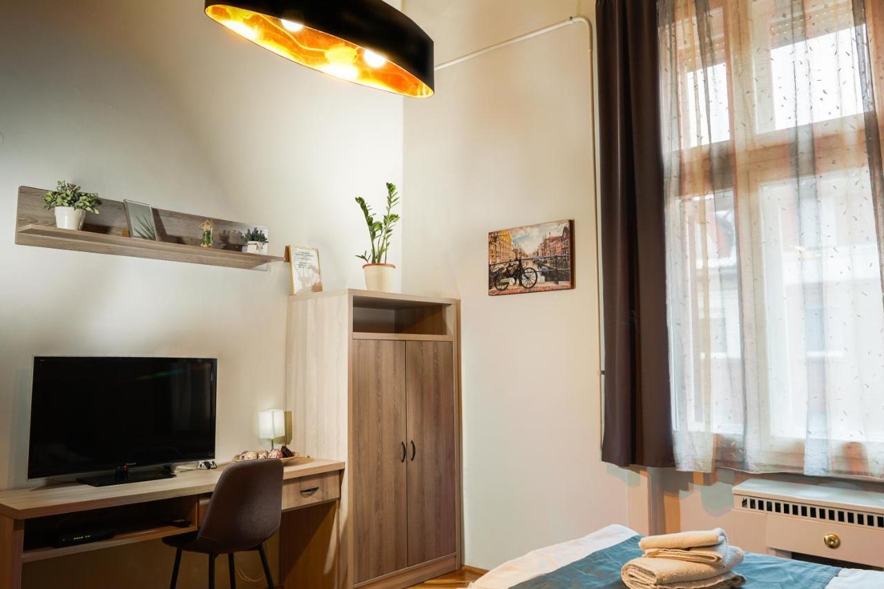 Pasti Central Apartment. Debreczyn Zewnętrze zdjęcie