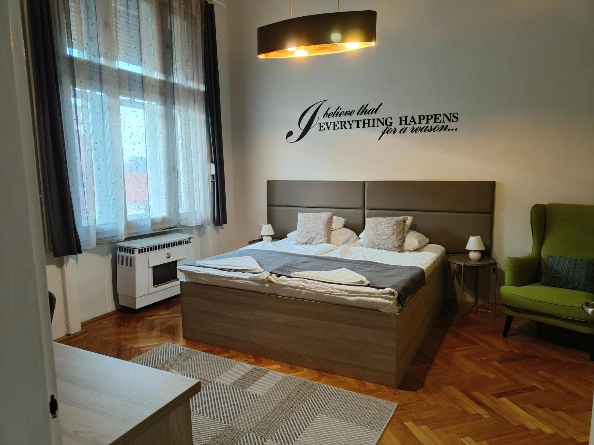 Pasti Central Apartment. Debreczyn Zewnętrze zdjęcie