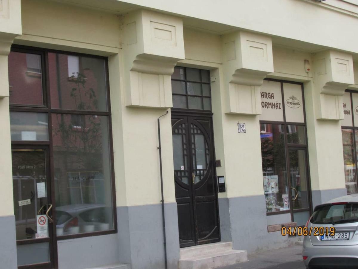 Pasti Central Apartment. Debreczyn Zewnętrze zdjęcie