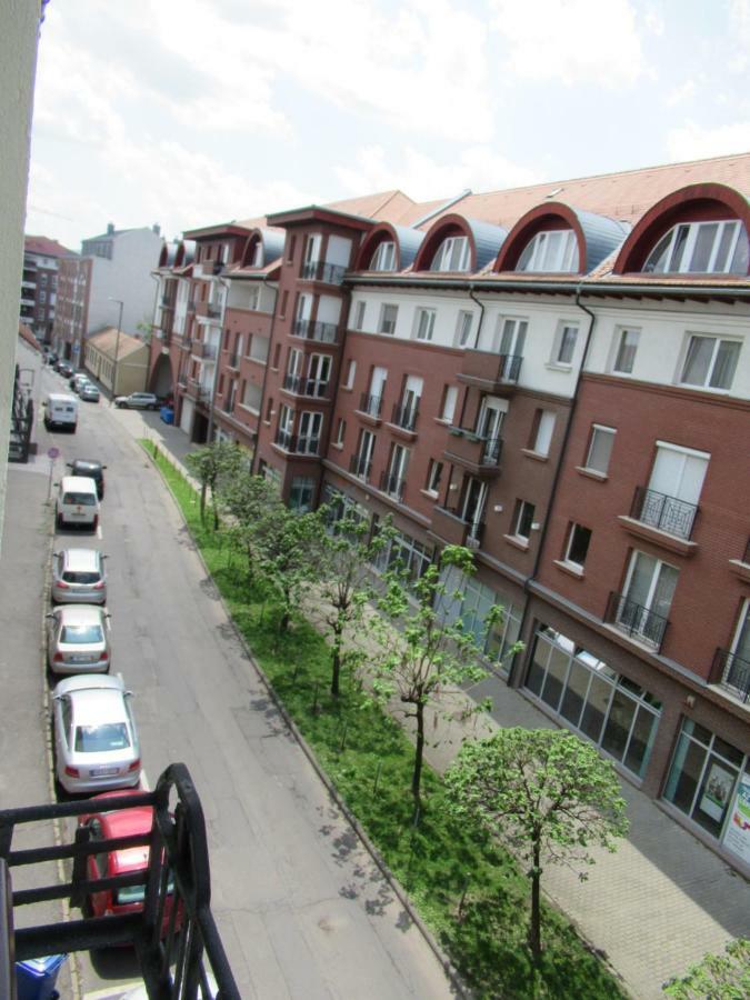 Pasti Central Apartment. Debreczyn Zewnętrze zdjęcie